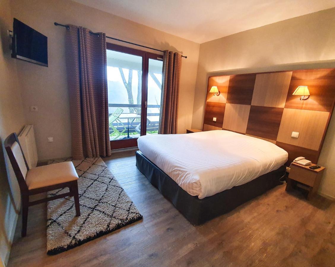 Hotel Alicia Auray Le 勒波诺 外观 照片