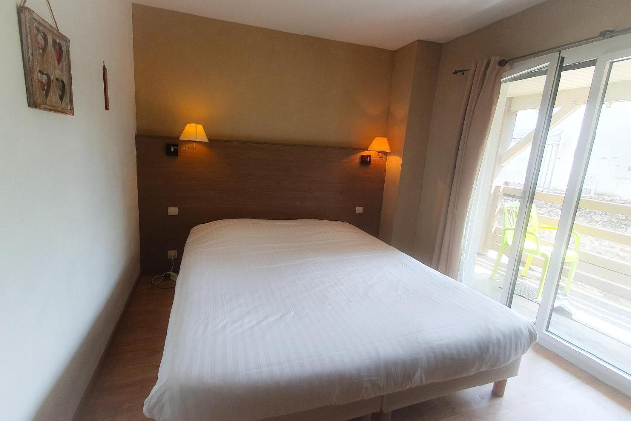 Hotel Alicia Auray Le 勒波诺 外观 照片