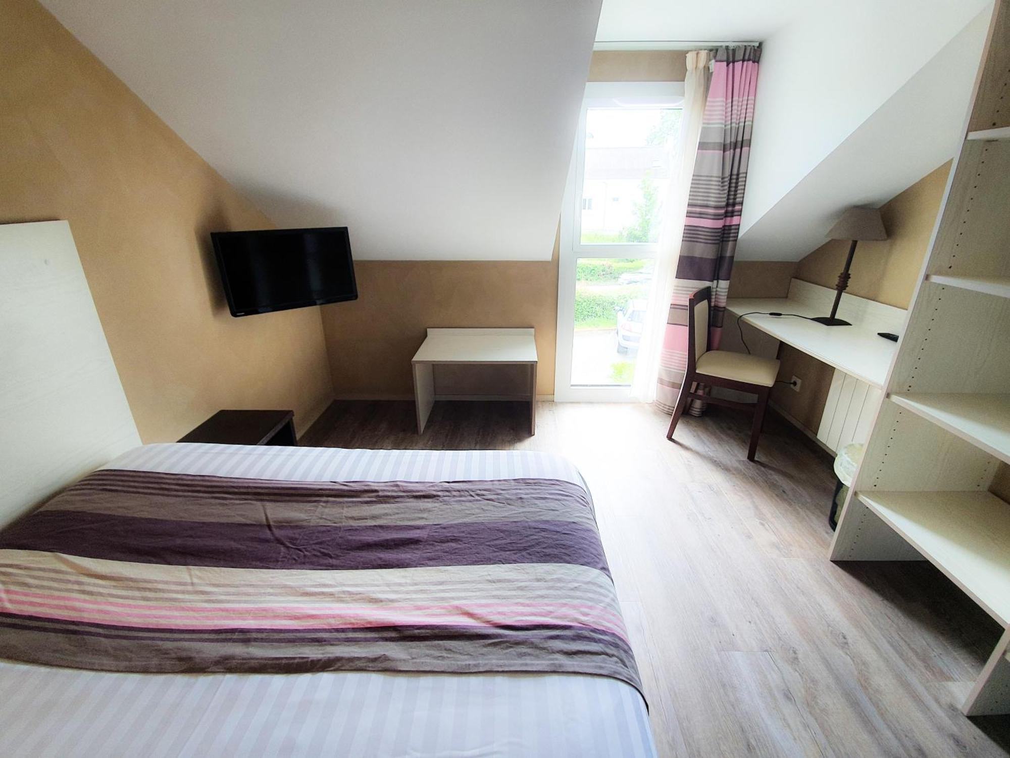 Hotel Alicia Auray Le 勒波诺 外观 照片
